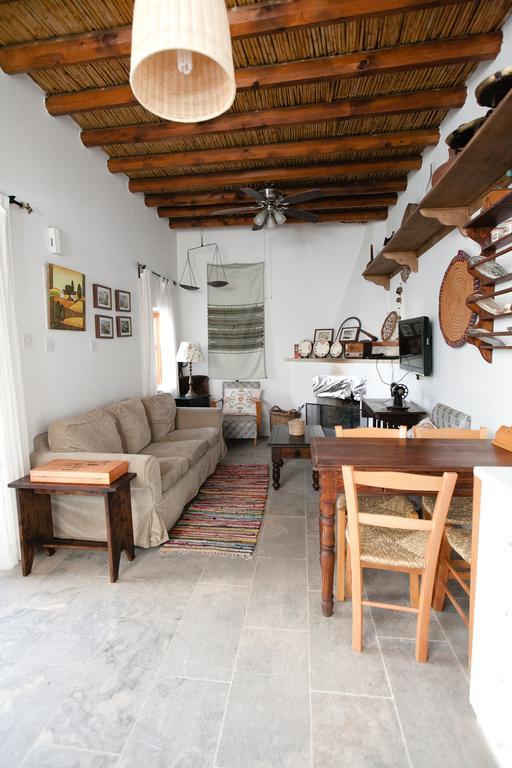 Spiti Calliope Kathikas Exterior photo